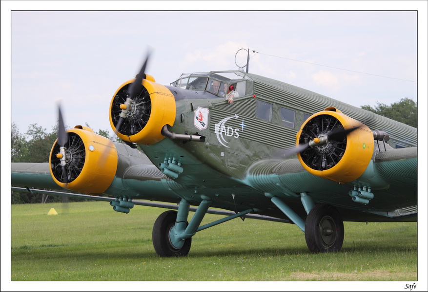 2009   05   Ferte Alais   129